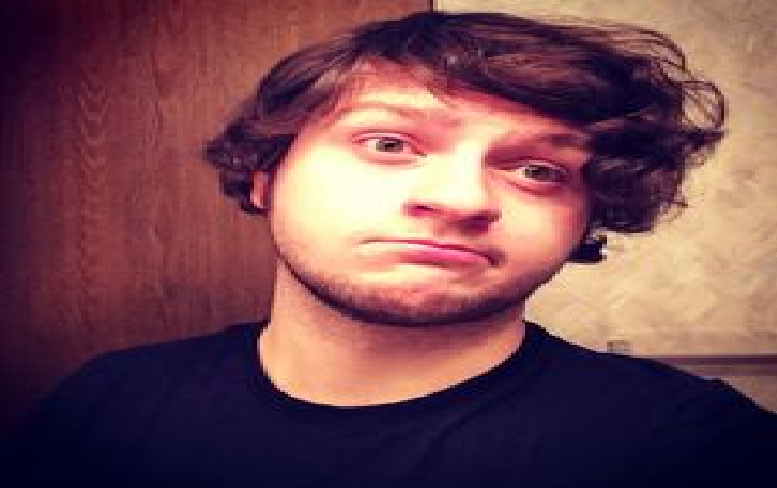 SKYDOESMINECRAFT how well do you know him!!!!!!!!