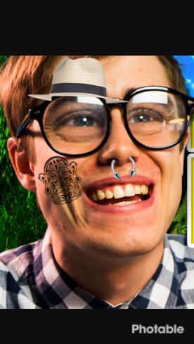 Är du lika snygg som mig: nej det är du inte😀