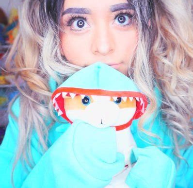 how much do you know wengie