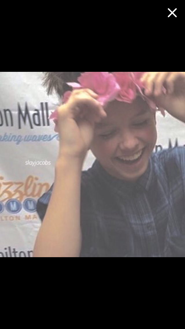 DO U KNOW JACOB SARTORIUS?