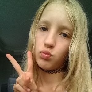 Karina's fan