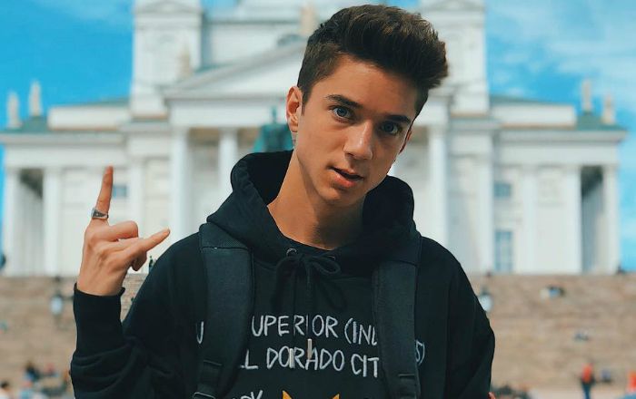 How well do you know Daniel Seavey?