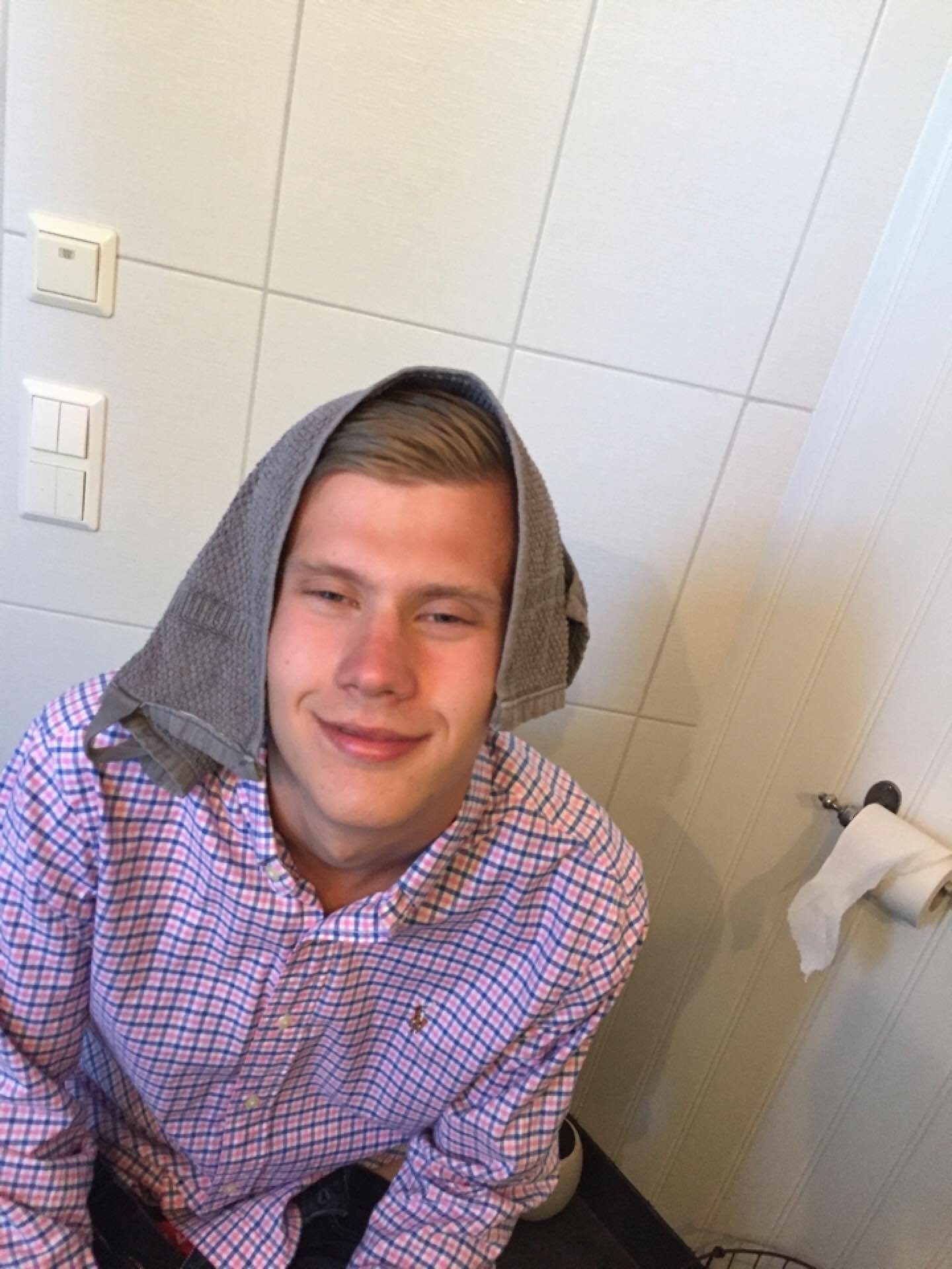 EKJUR3