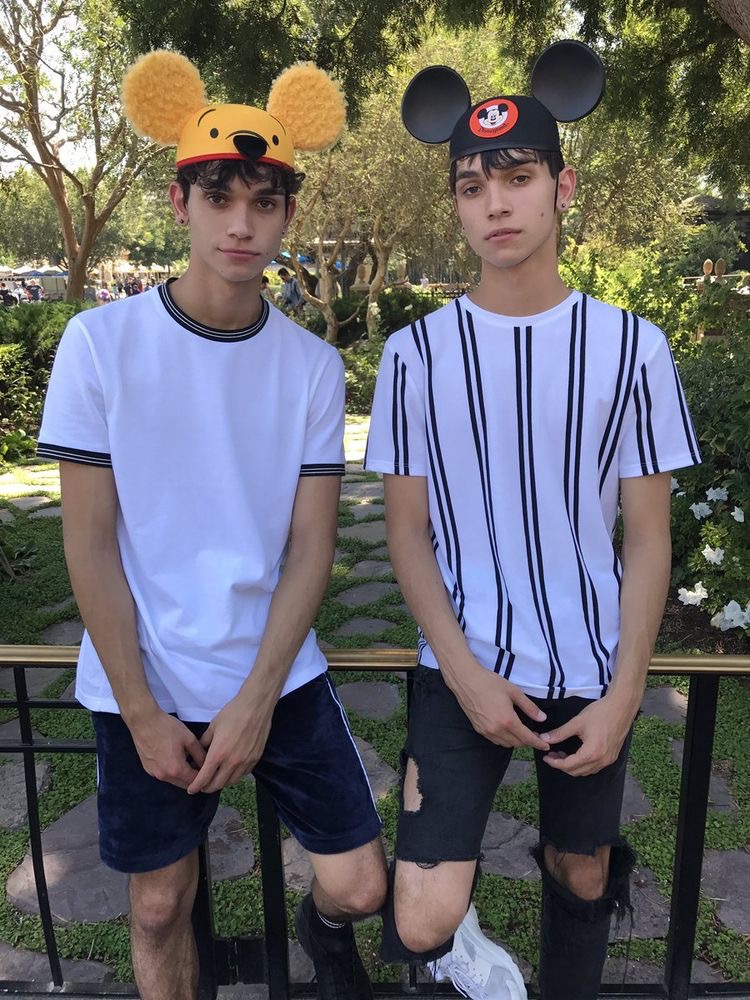 Do u know the dobre brother/twins🤷🏽‍♀️😍