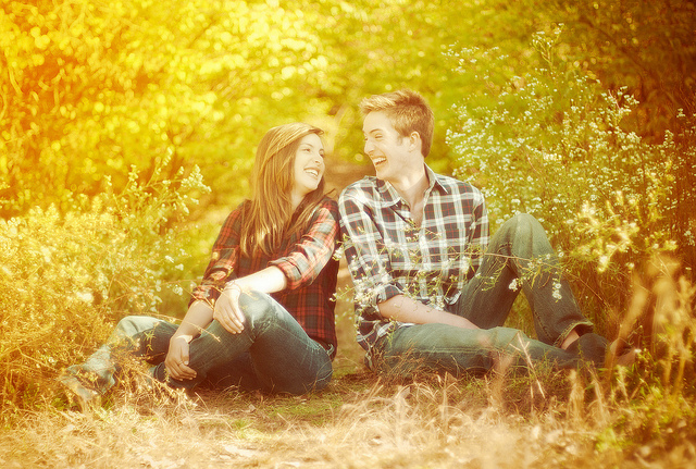 How to tell if a guy likes you