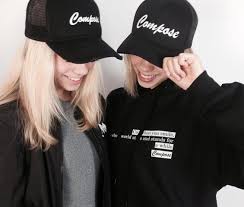 Lisa and Lena love ❤
