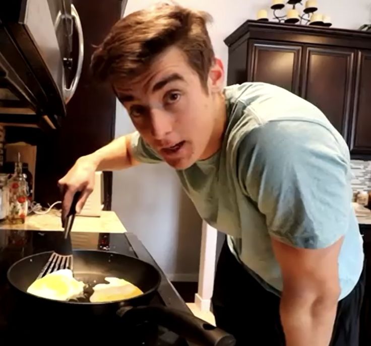 How well do you know DENIS DAILY?