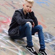 How much you know Carson Lueders?