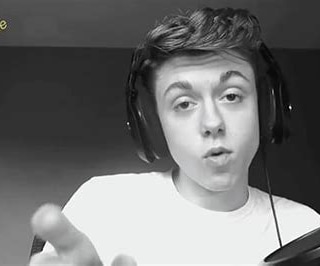Who have a crush on sketch