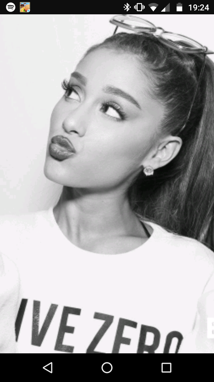 Ariana grandet