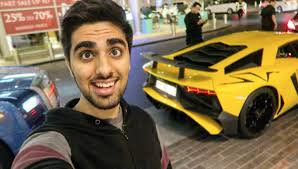 mo vlogs quiz