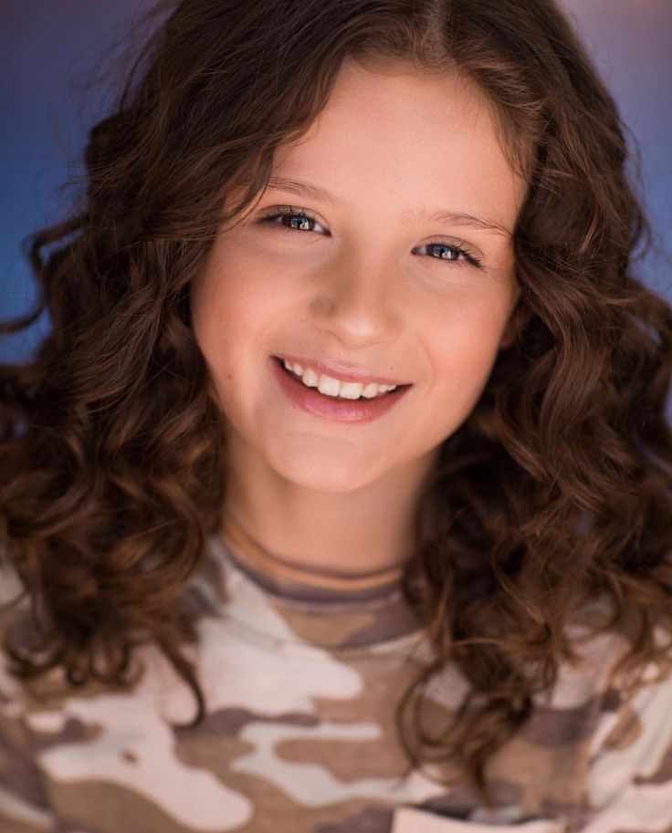 How well do you know Hayley Leblanc