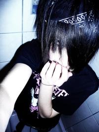 ÄR DU EMO?
