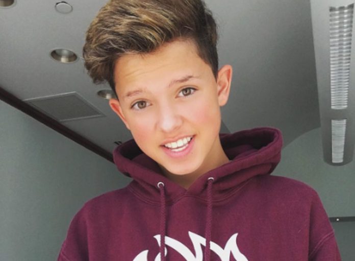 Would jacob sartorius kiss you?