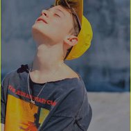 Noah Schnapp vai namorar vc?