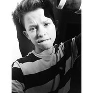 Does Jacob sartorius want to date u