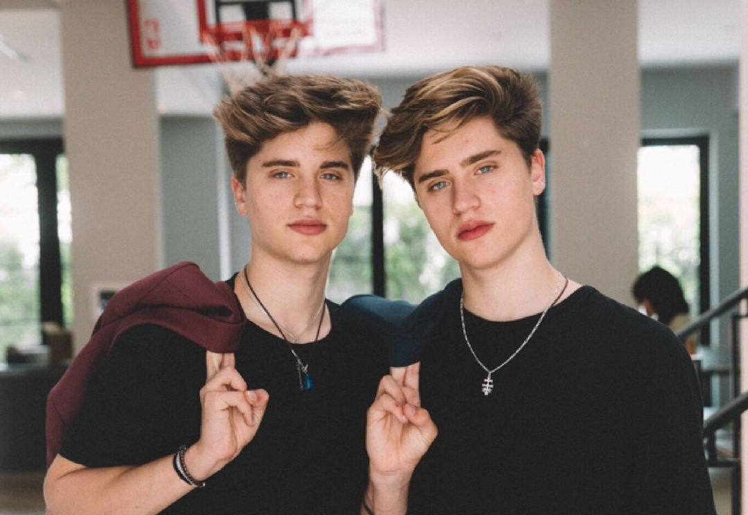 Are you really a Martinez twins fan