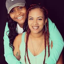 How well do you know Domo and Crissy