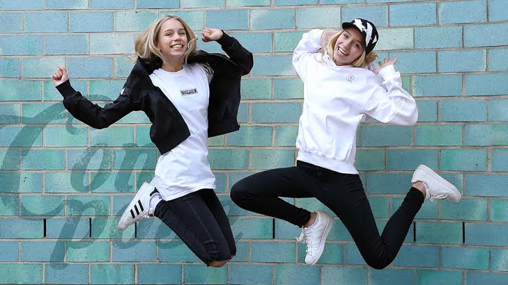 LISA AND LENA ARE QUEENS💘😍💖💞❤