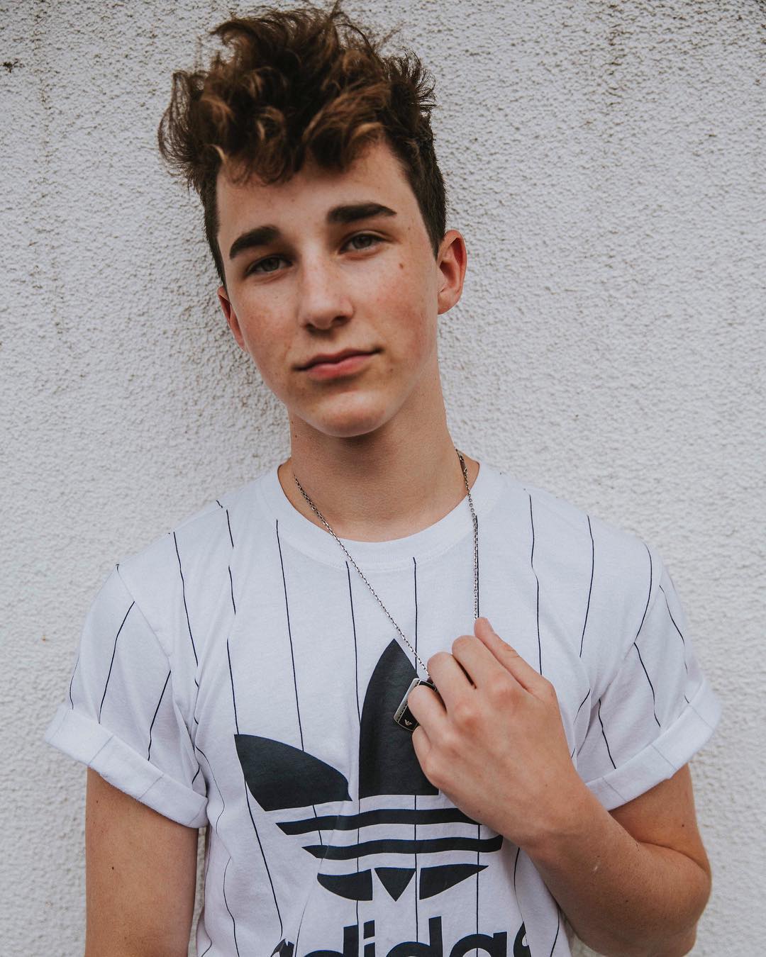 Hunter Rowland Quiz 💜