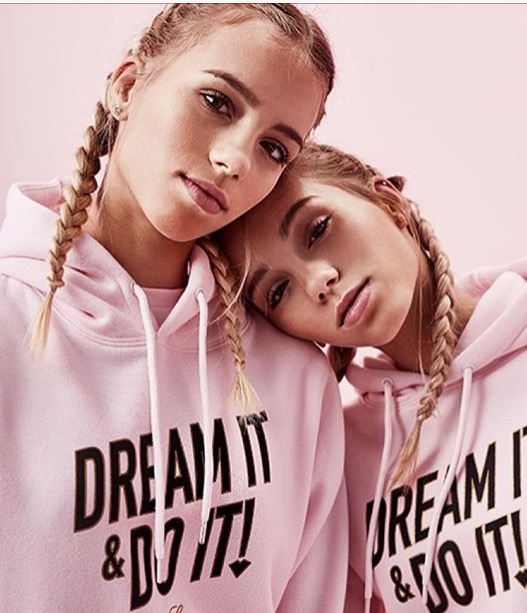The Lisa and Lena Quiz
