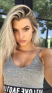 How well do you know Alissa Violet?