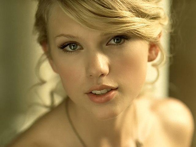 Do you know the lyrics to love story by taylor swift?