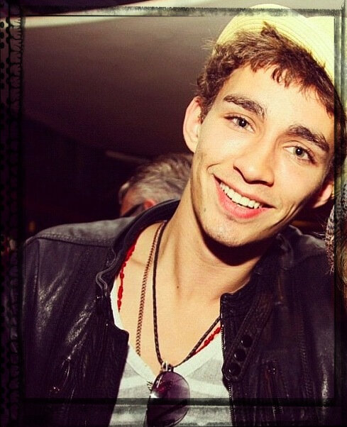 How Much Do You Know About Robert Sheehan?
