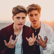 Marteniez twins