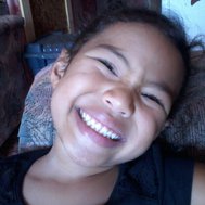 How well do you know her? She me little sister!