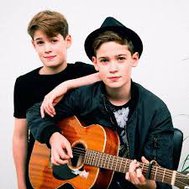 Would you date Max or Harvey?!?!